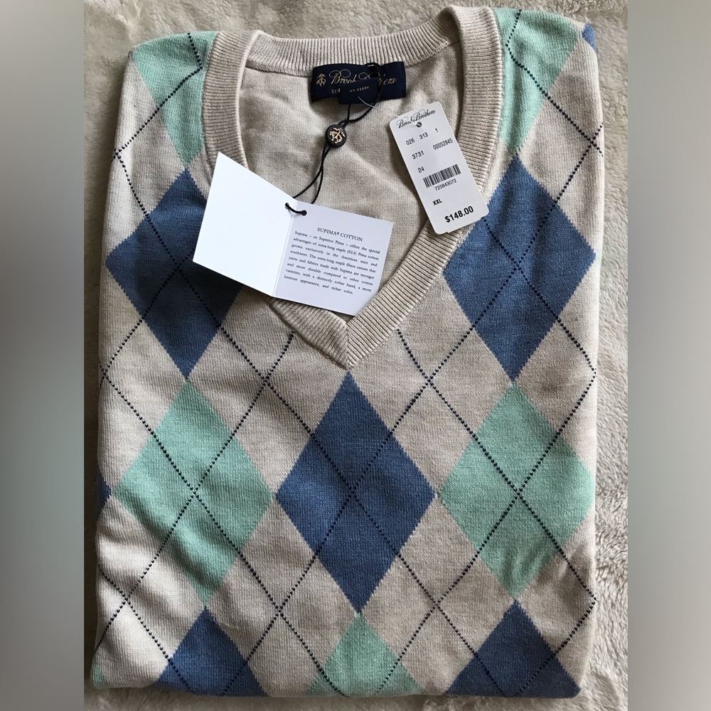 Brooks Brothers V-Neck Argyle Sweater in Blue and Cream